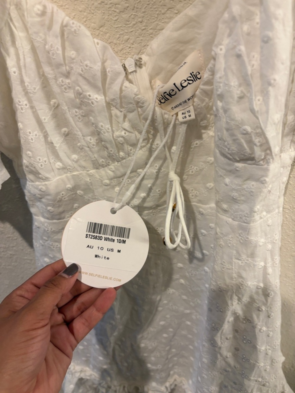 NWT Selfie Leslie Hayden Puff Sleeve Eyelet Embroidery Dress White - Picture 5 of 5